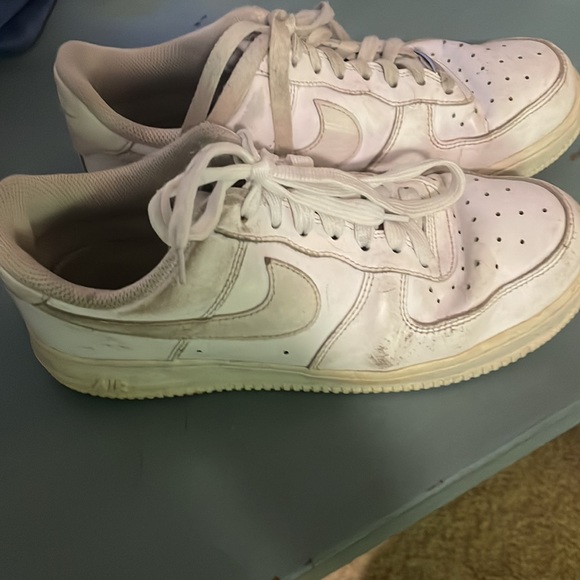 Womens white nike air force 1s - Picture 2 of 3